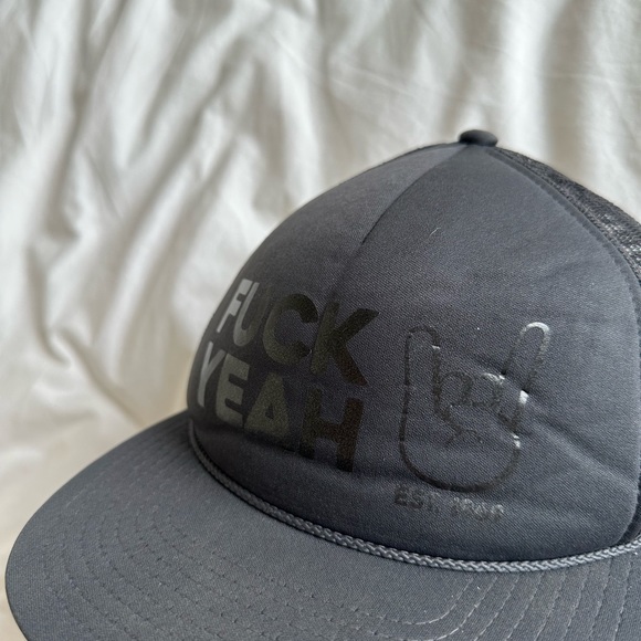 This hat - Picture 7 of 7